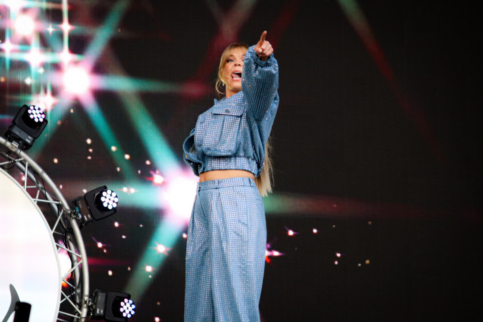 Becky Hill @ Reading 2023