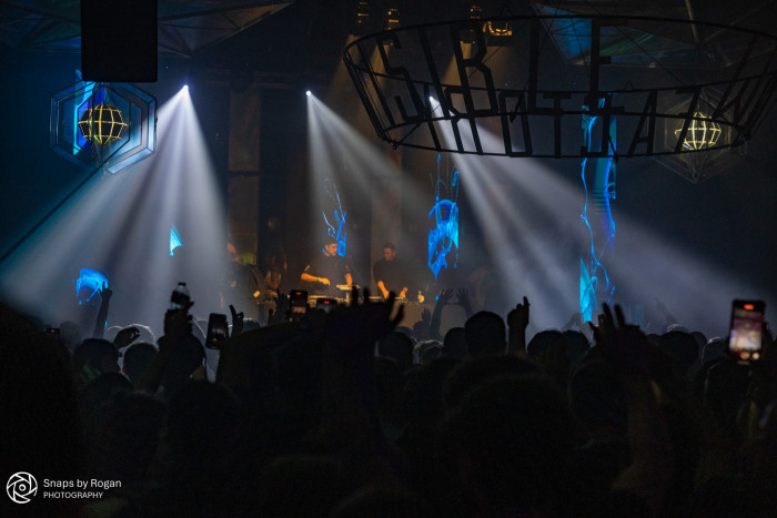 CamelPhat